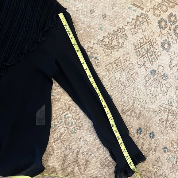 See by Chloe Black Blouse with Ruffle Collar and Cuffs - Picture 7 of 10
